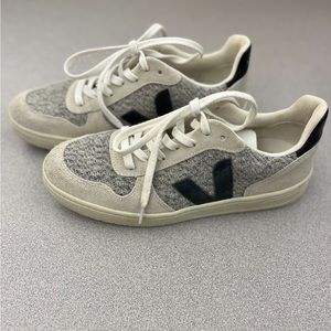 V-10 Flannel Leather Sneaker Snow White